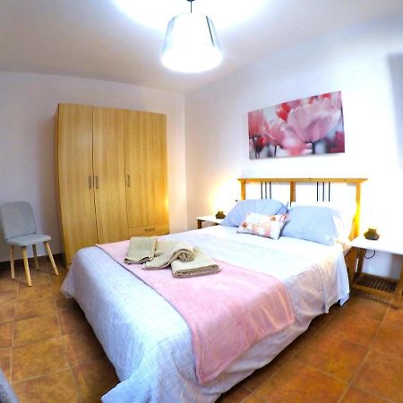 Apartamentos Ester サンタクルスデテネリフェ エクステリア 写真